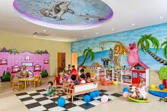 MIRACLE RESORT Mini Club